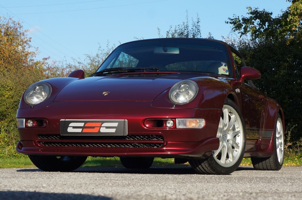PORSCHE 911