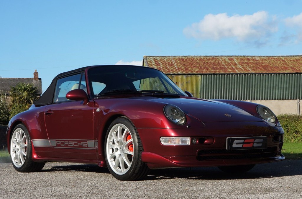 PORSCHE 911