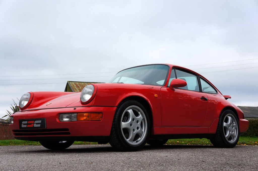 PORSCHE 911