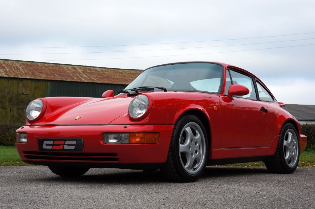 PORSCHE 911