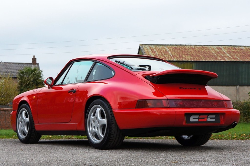 PORSCHE 911