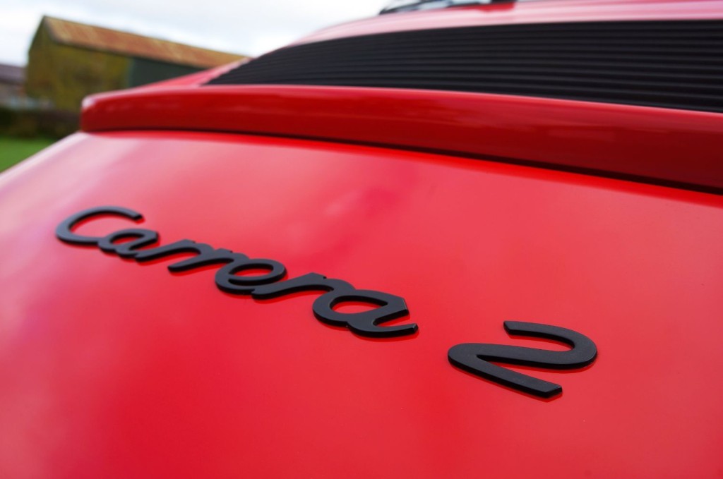 PORSCHE 911