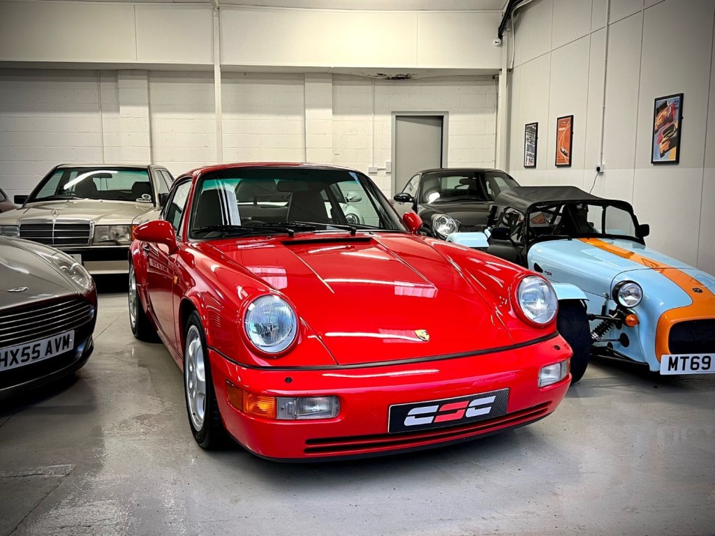 PORSCHE 911