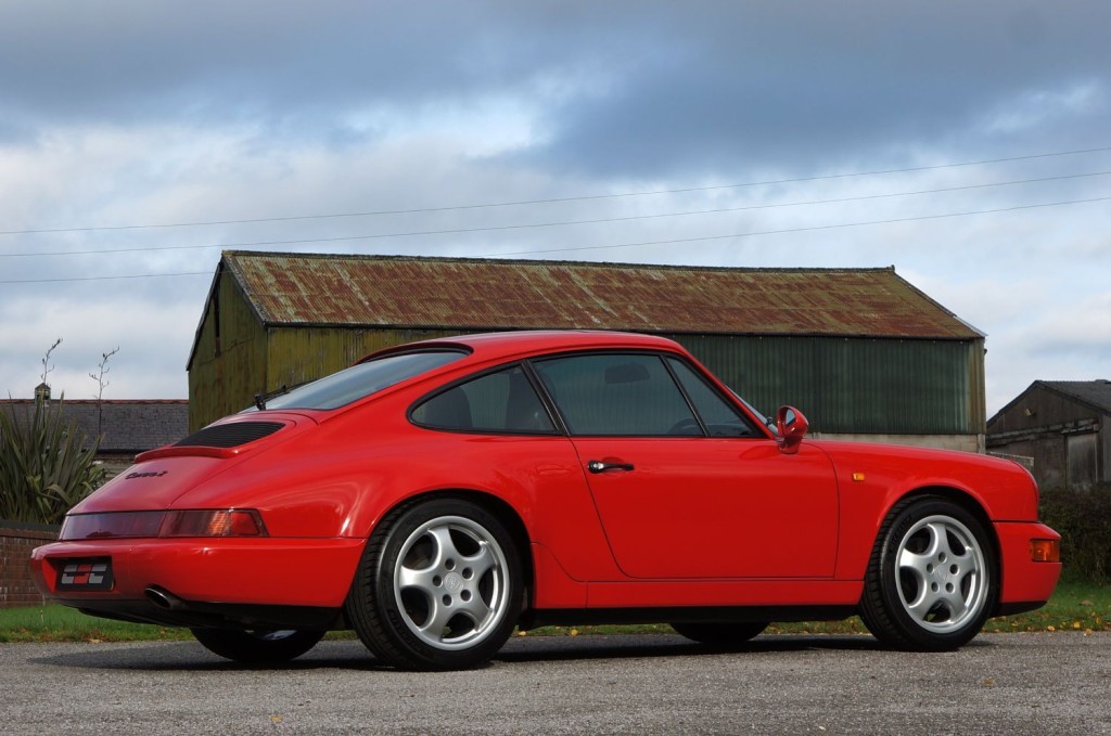 PORSCHE 911