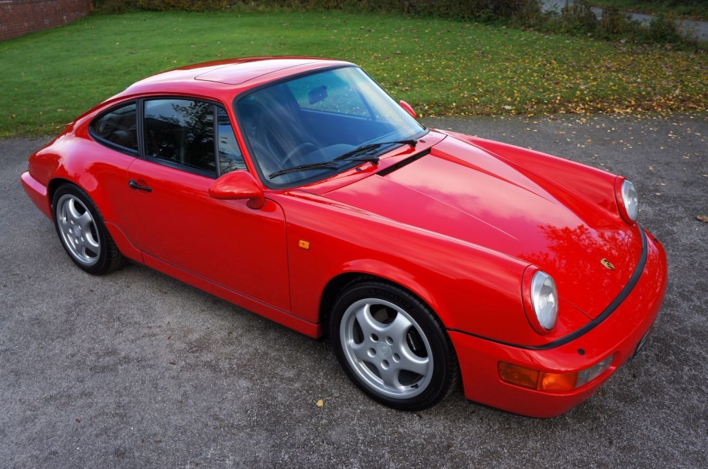 PORSCHE 911