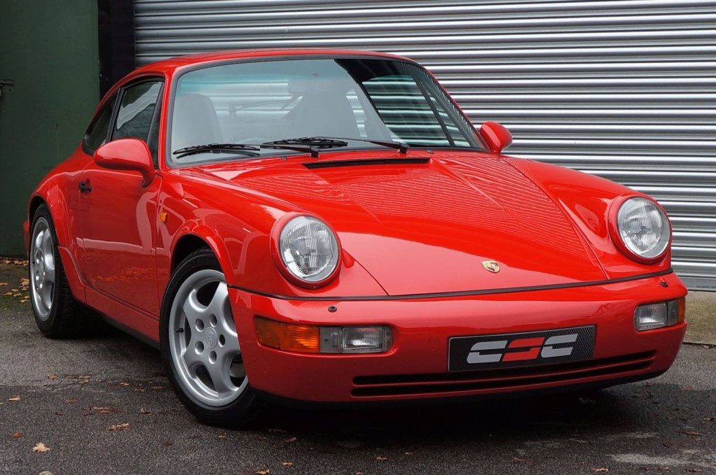 PORSCHE 911