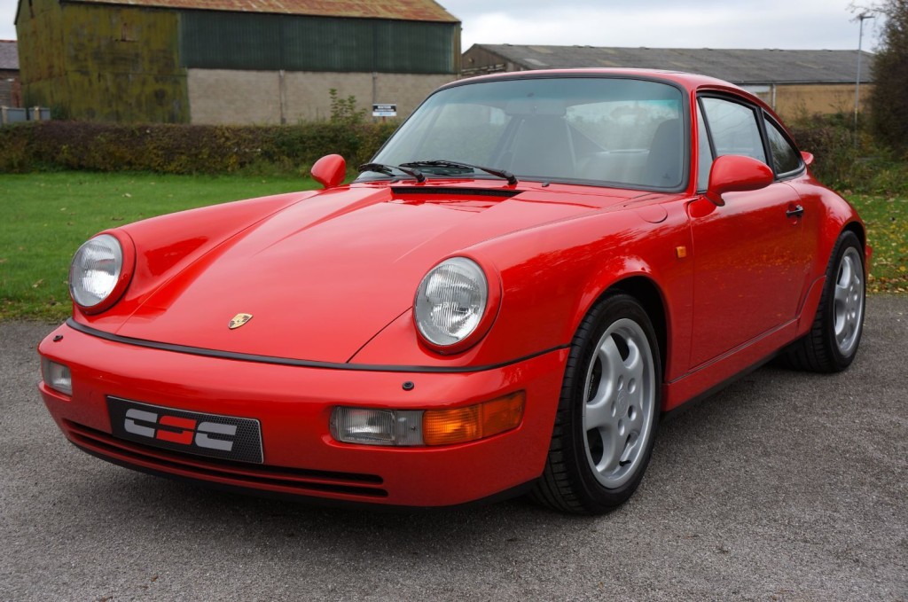 PORSCHE 911