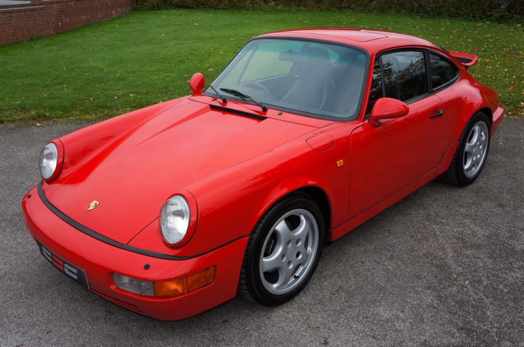 PORSCHE 911