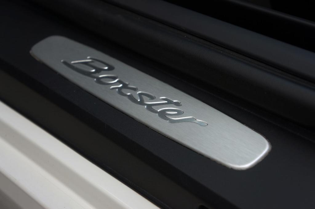 PORSCHE BOXSTER
