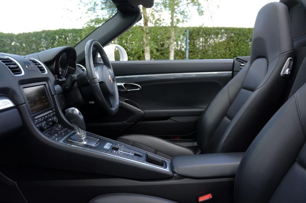 PORSCHE BOXSTER