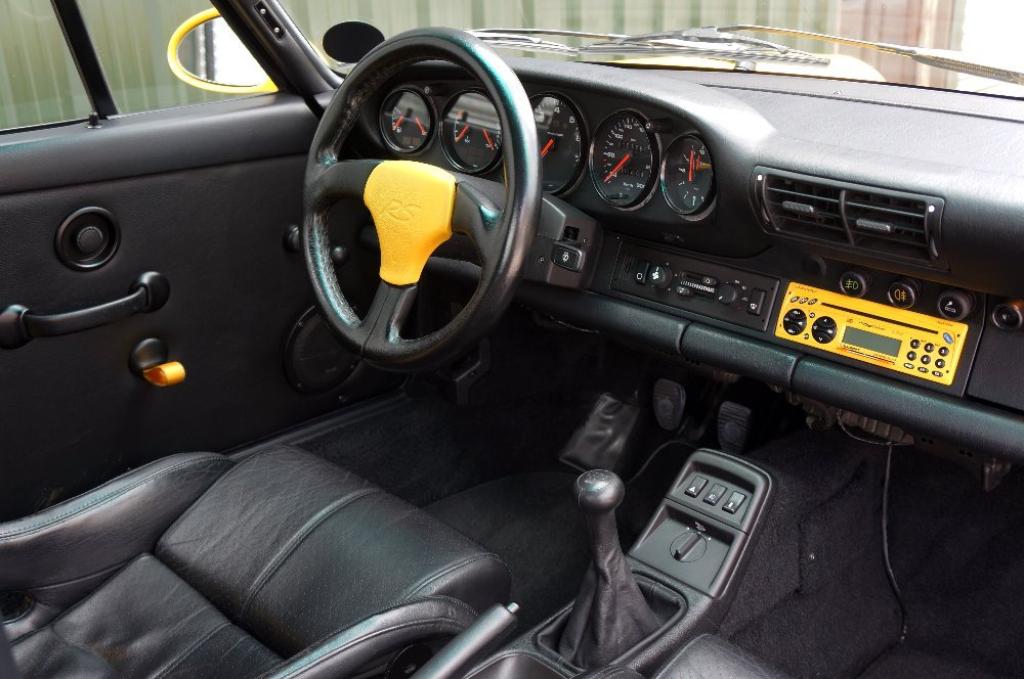 PORSCHE 911 CLASSIC