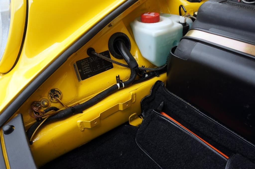 PORSCHE 911 CLASSIC