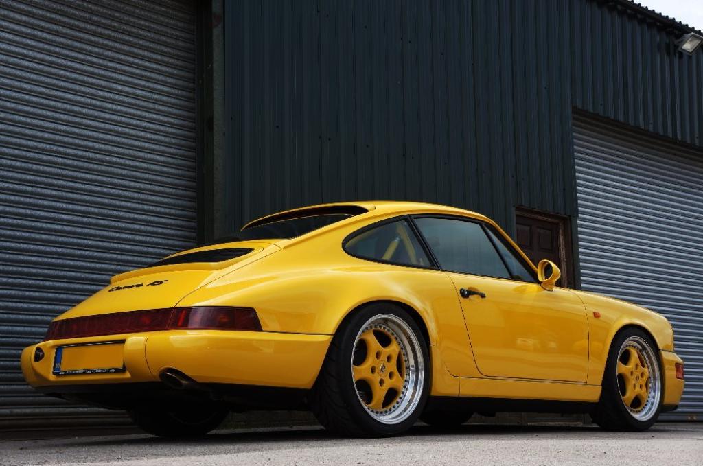 PORSCHE 911 CLASSIC