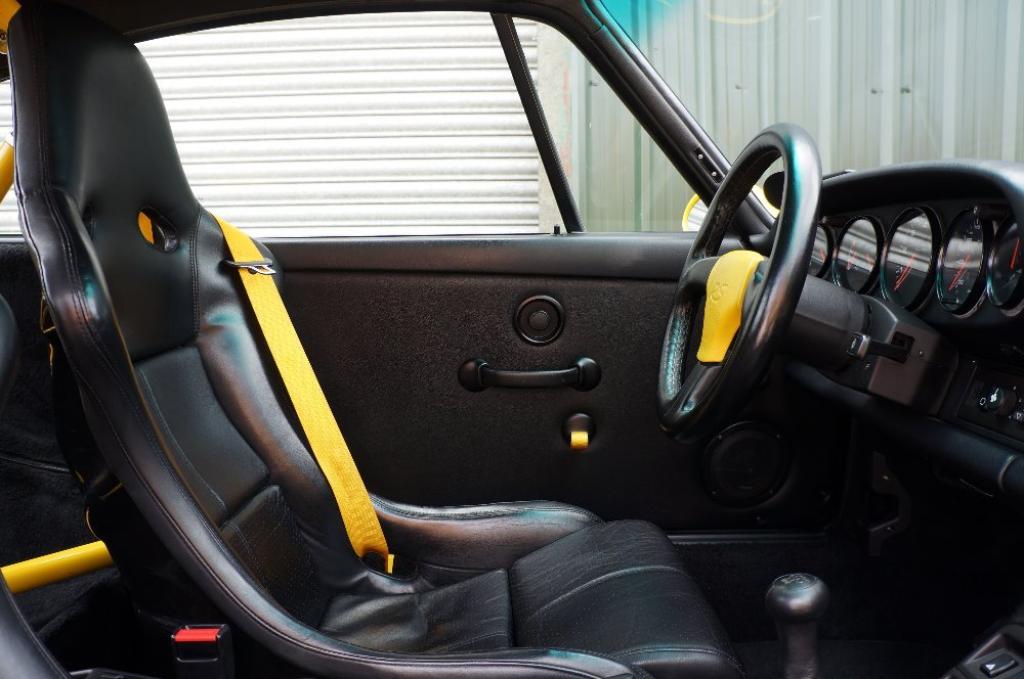 PORSCHE 911 CLASSIC