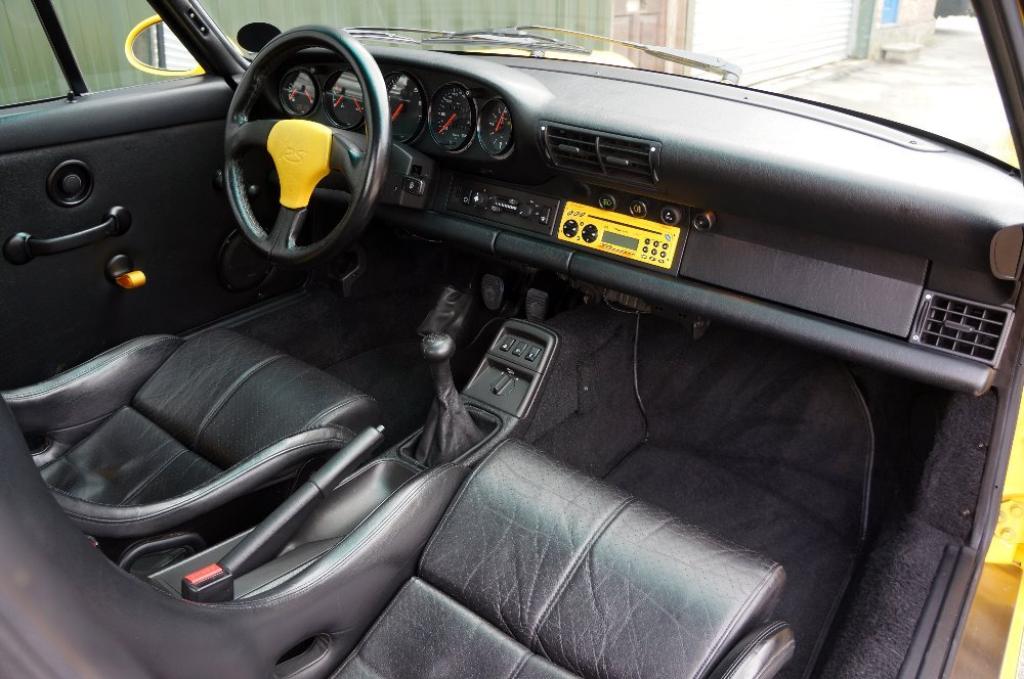 PORSCHE 911 CLASSIC