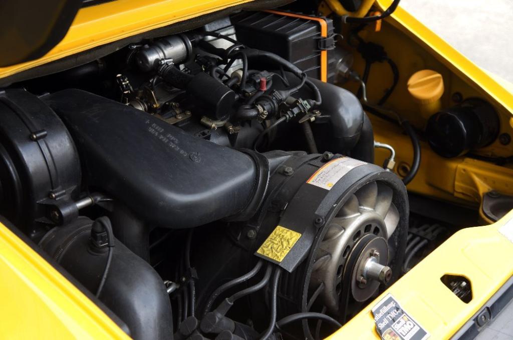 PORSCHE 911 CLASSIC