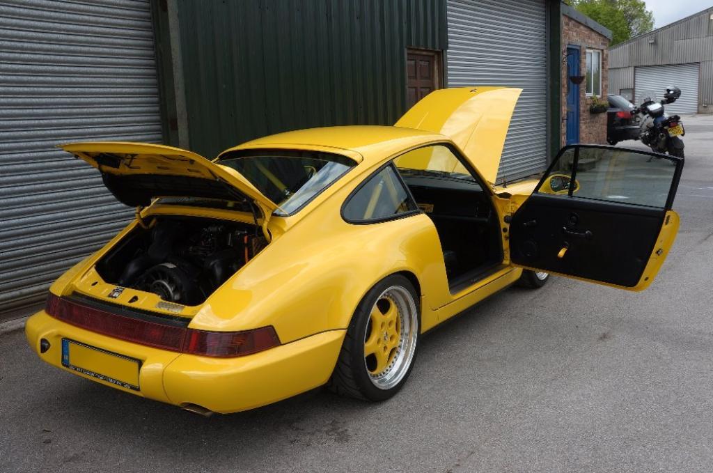 PORSCHE 911 CLASSIC