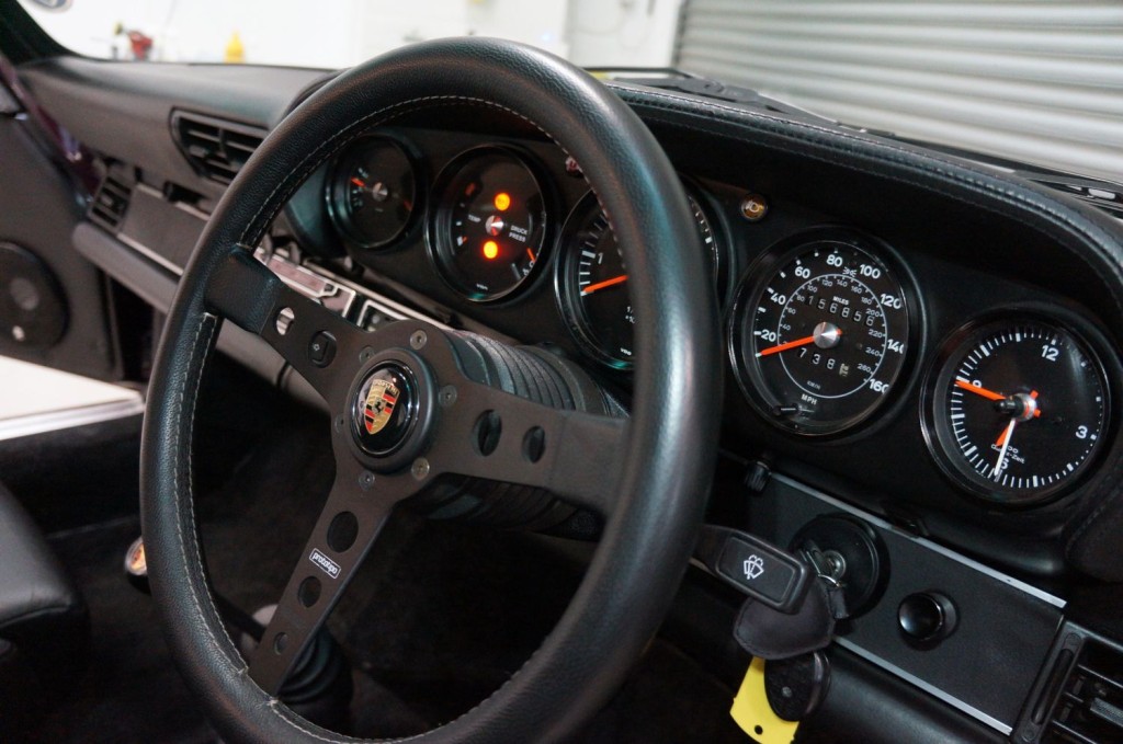 PORSCHE 911 CLASSIC