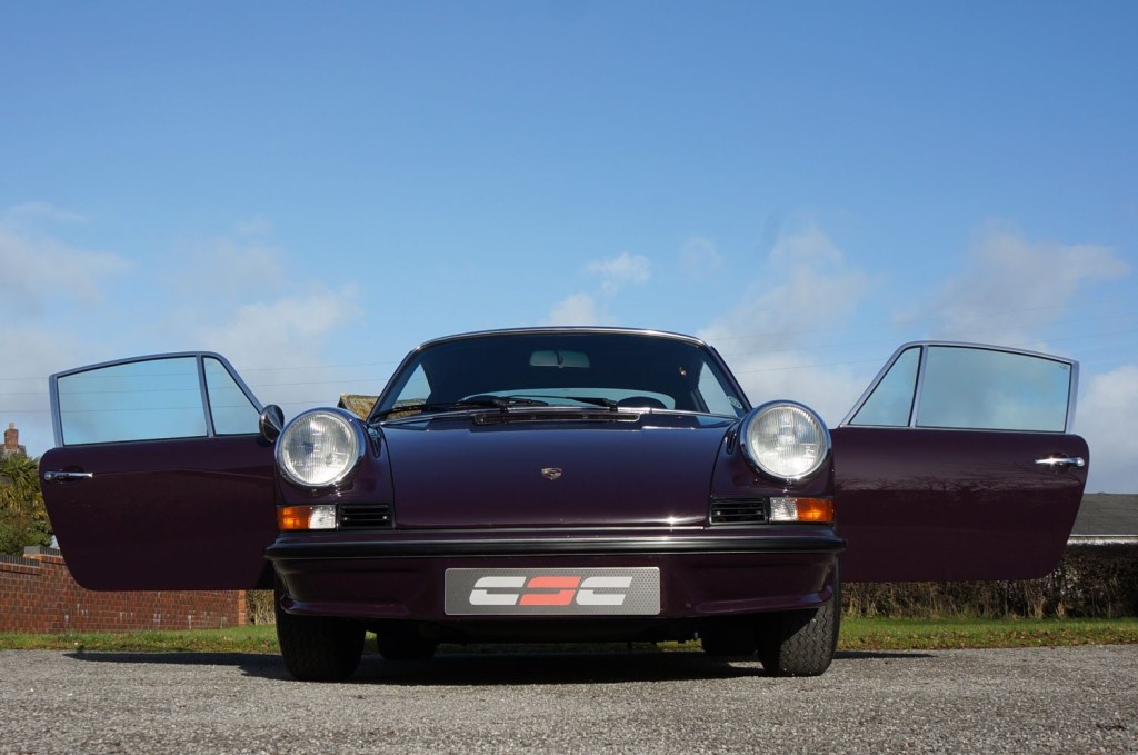 PORSCHE 911 CLASSIC