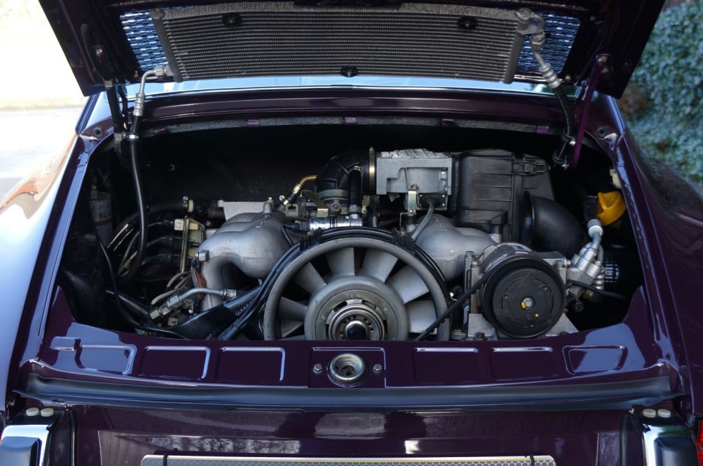 PORSCHE 911 CLASSIC