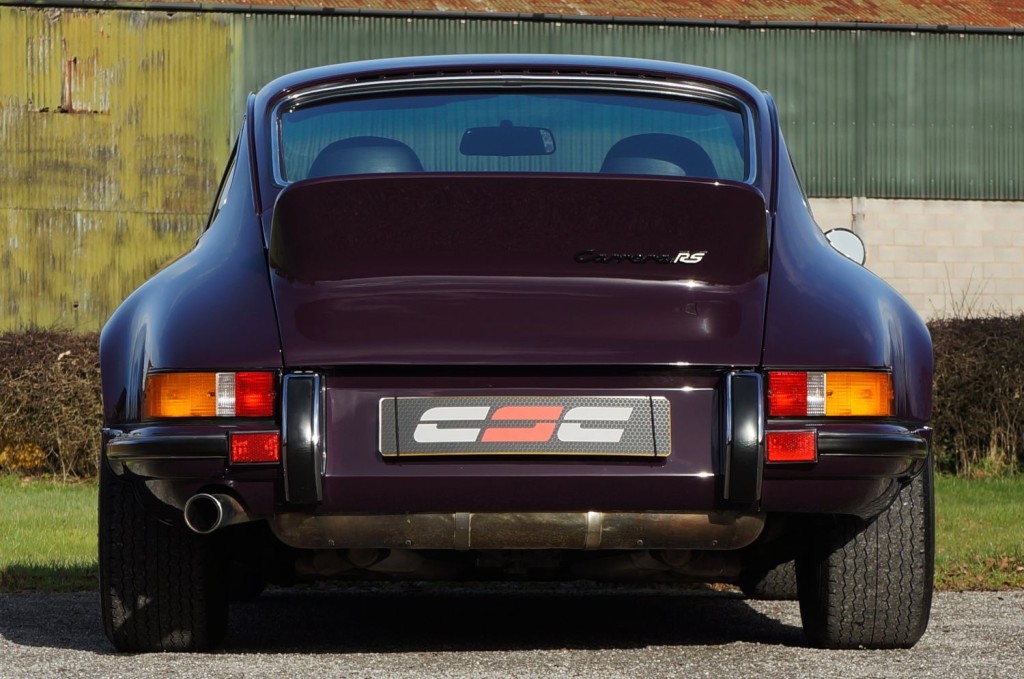 PORSCHE 911 CLASSIC