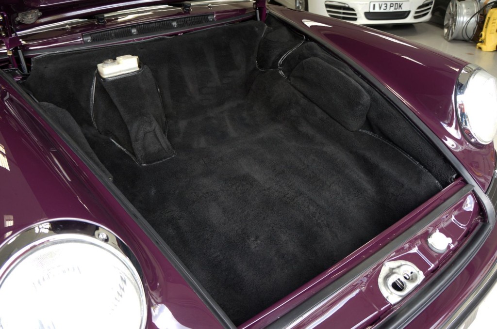 PORSCHE 911 CLASSIC