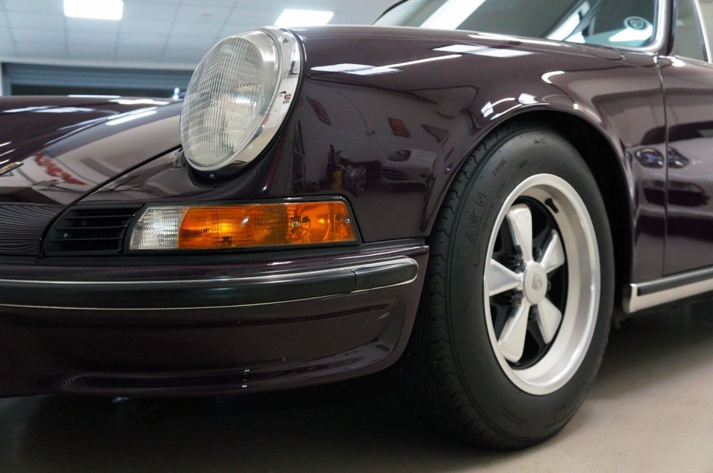 PORSCHE 911 CLASSIC