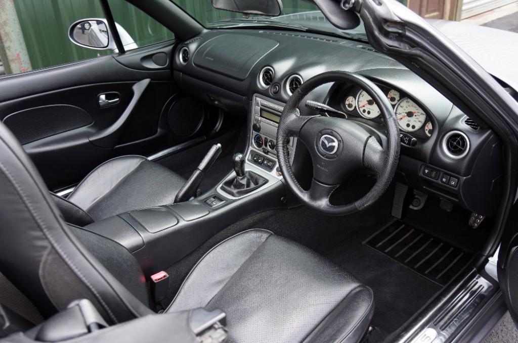 MAZDA MX-5