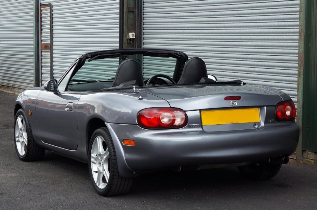 MAZDA MX-5