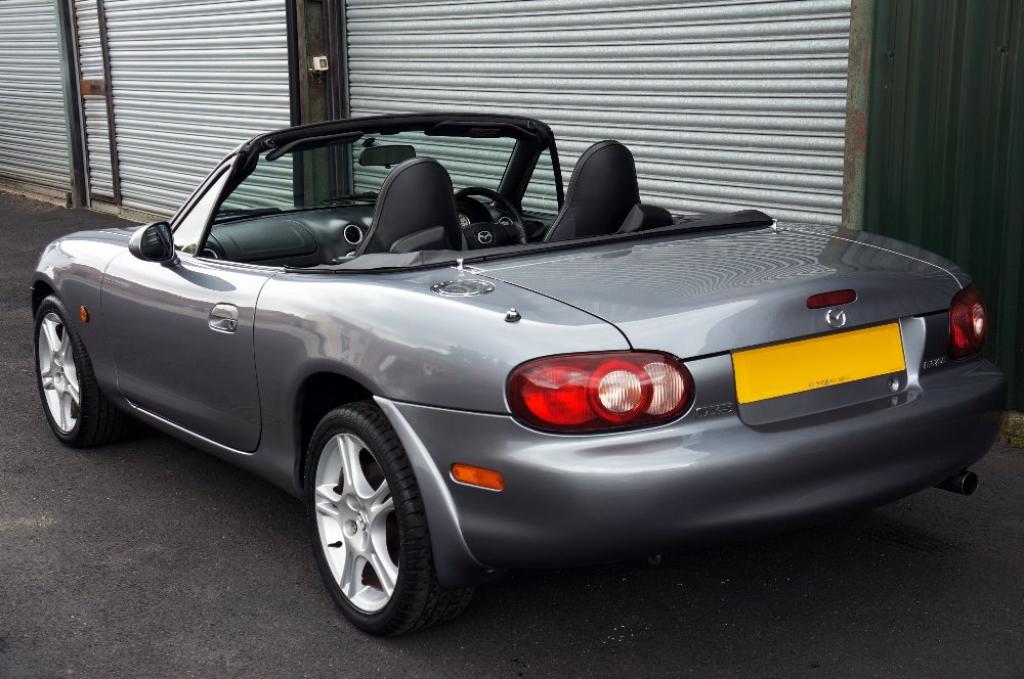 MAZDA MX-5