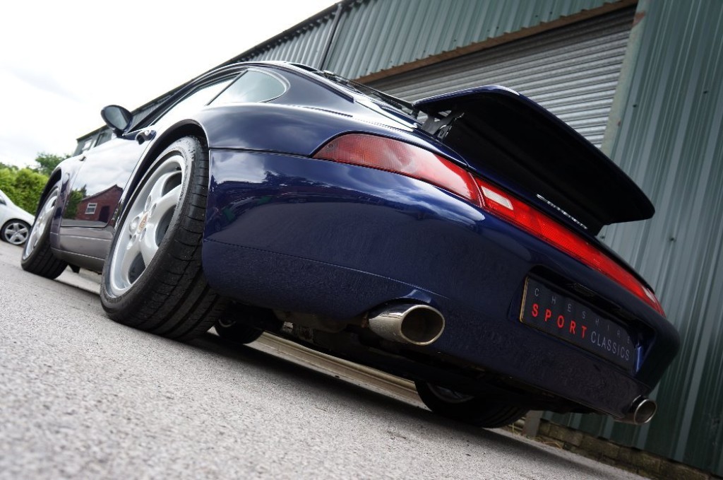 PORSCHE 911 CLASSIC