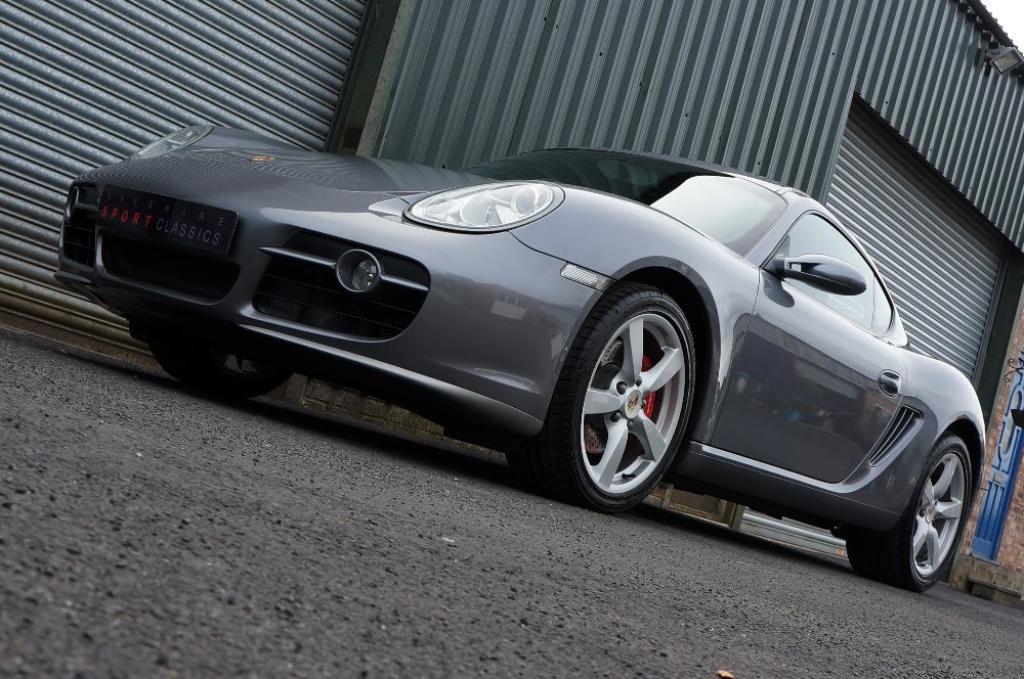 PORSCHE CAYMAN