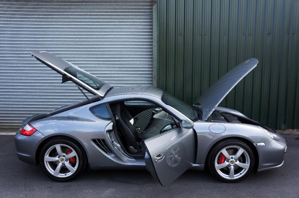 PORSCHE CAYMAN