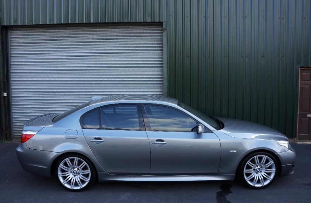 BMW 5 SERIES