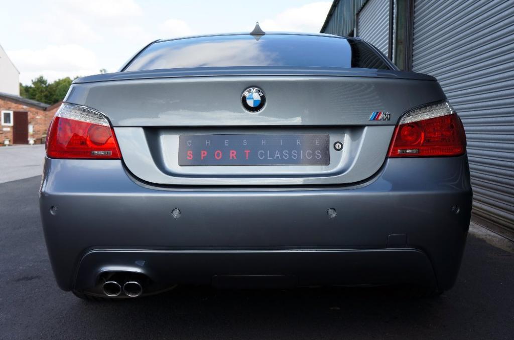 BMW 5 SERIES