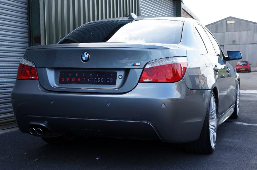 BMW 5 SERIES