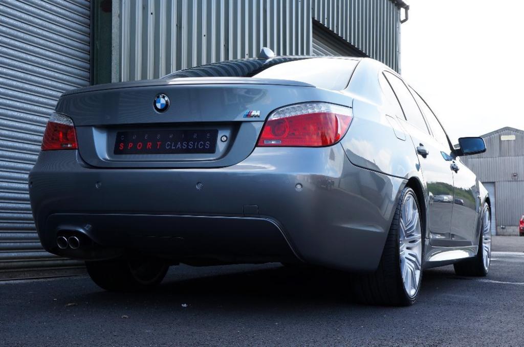 BMW 5 SERIES