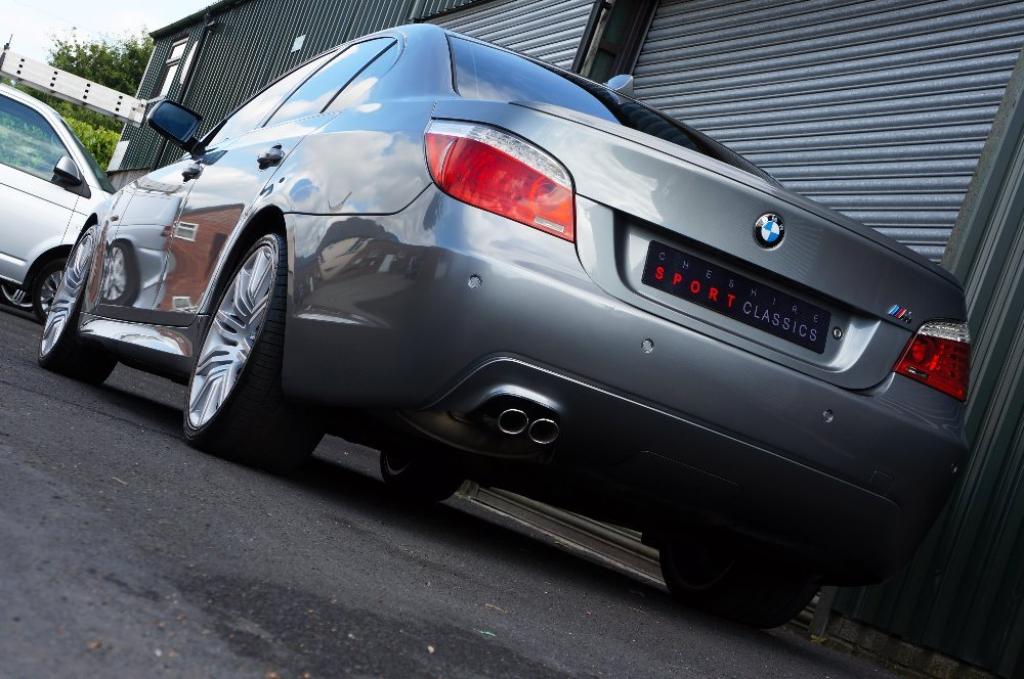 BMW 5 SERIES