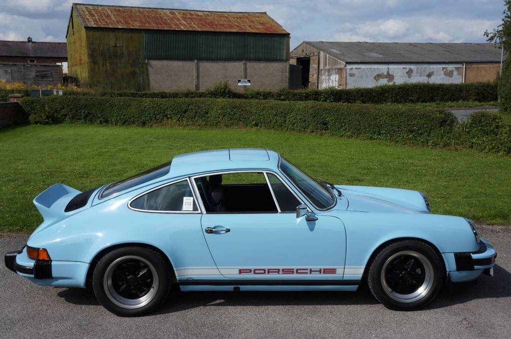 PORSCHE 911 CLASSIC