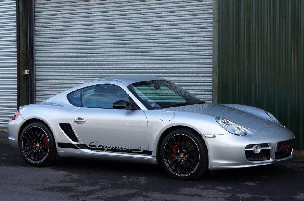 PORSCHE CAYMAN