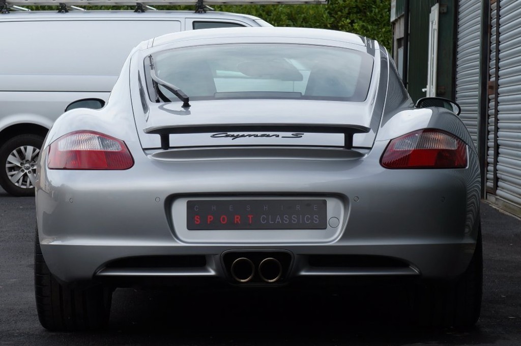 PORSCHE CAYMAN