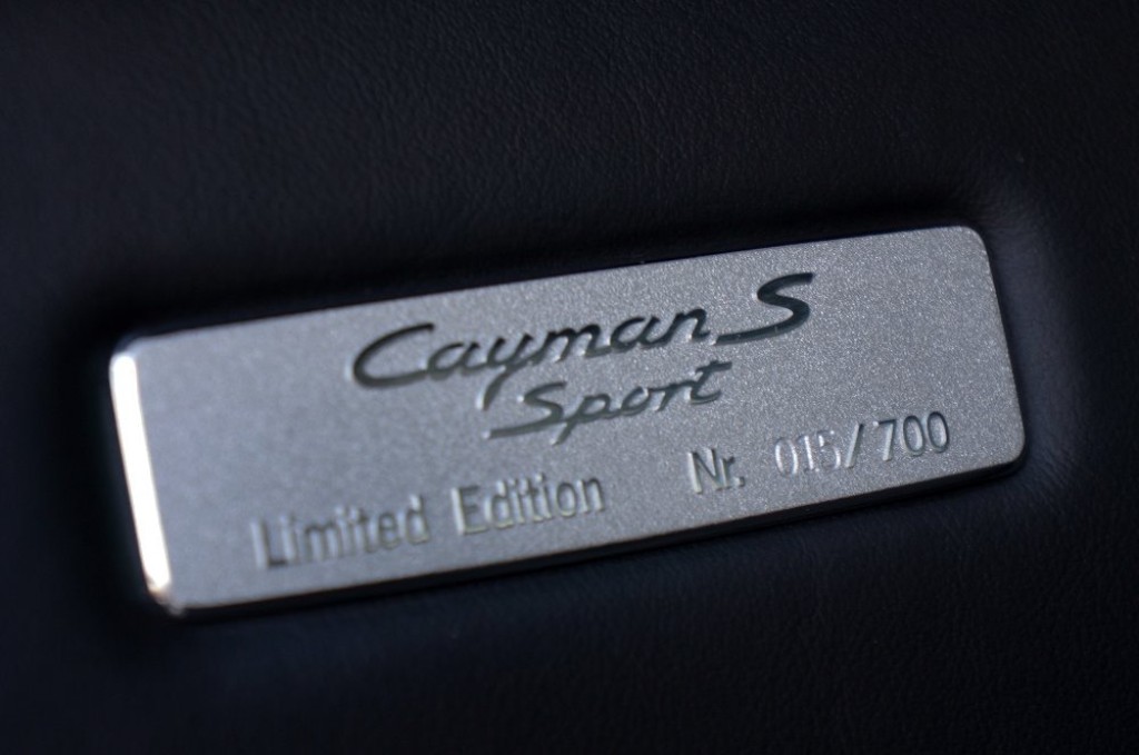PORSCHE CAYMAN