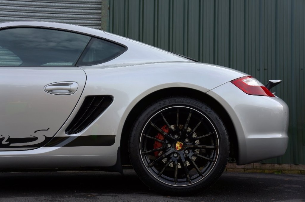 PORSCHE CAYMAN