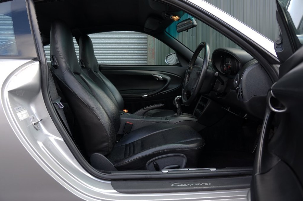 PORSCHE 911 MK 996