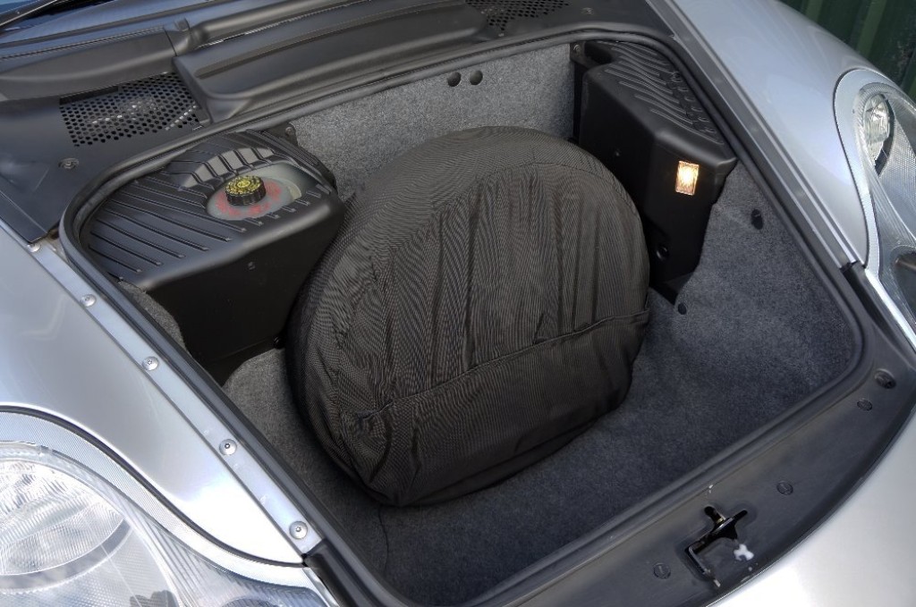 PORSCHE 911 MK 996