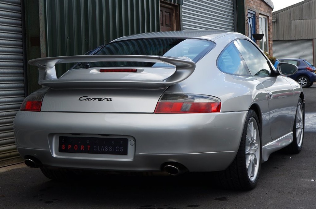 PORSCHE 911 MK 996