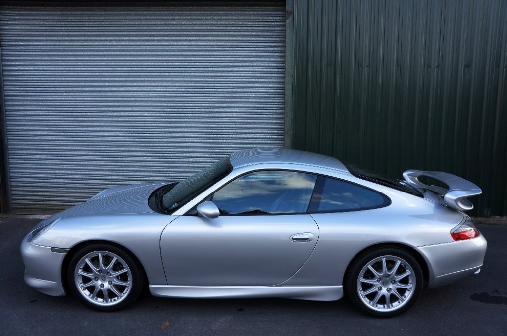 PORSCHE 911 MK 996