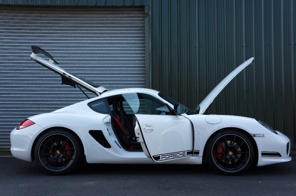 PORSCHE CAYMAN