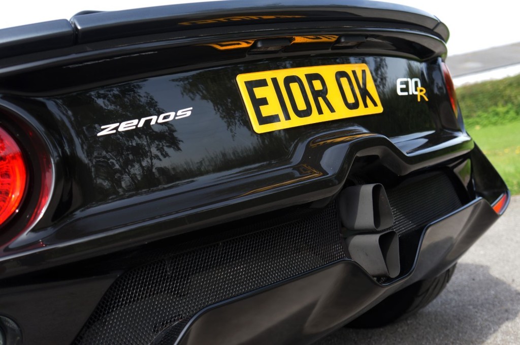 ZENOS E10