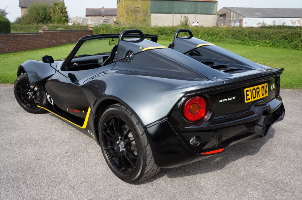 ZENOS E10